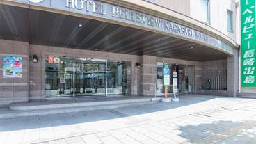 施設の入り口 / 5