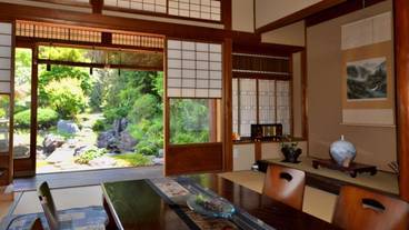 客室内のダイニングエリア / 5