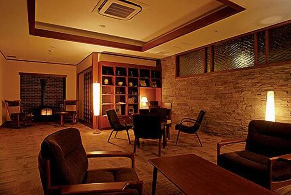 ロビーラウンジ