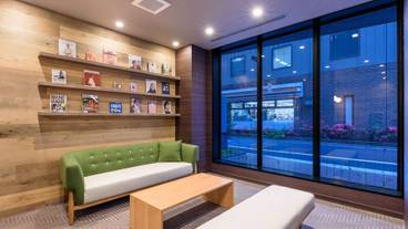 ロビー応接スペース / 9