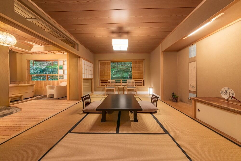 記念日や特別な日にもおすすめ♡個室食事処でカニ料理に舌鼓3905825