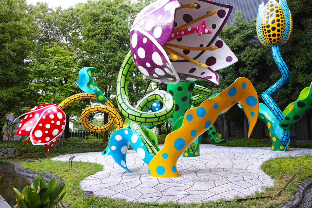 あの美しい水玉模様の世界へ「松本市美術館」3700467