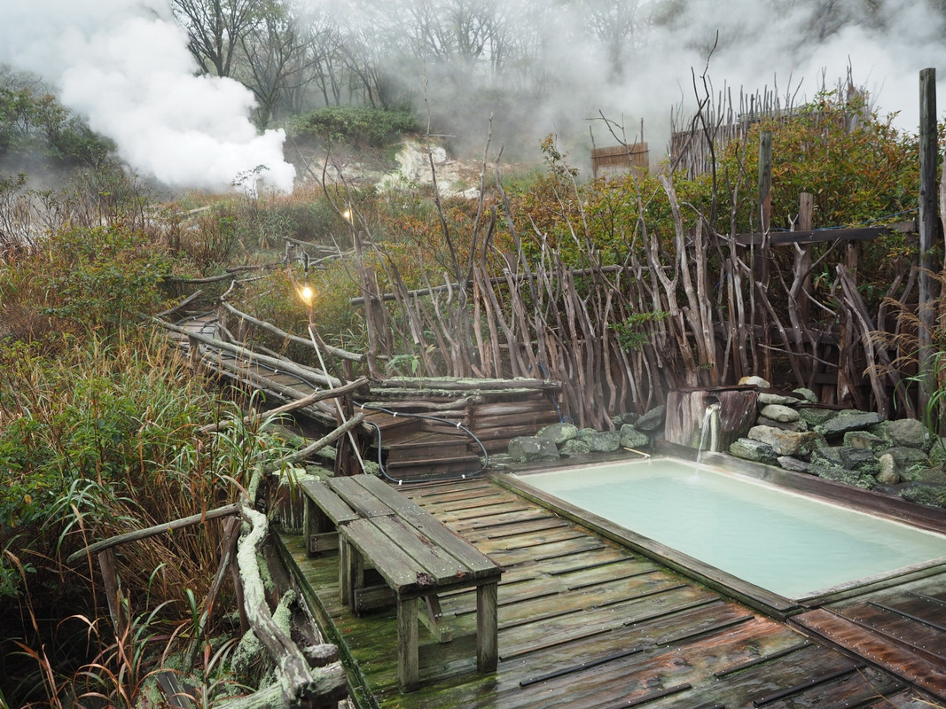 男性用野天風呂