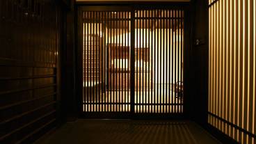 内部エントランス / 2