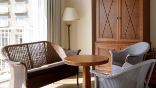 ラグジュアリーファミリールーム ガーデンビュー (禁煙)