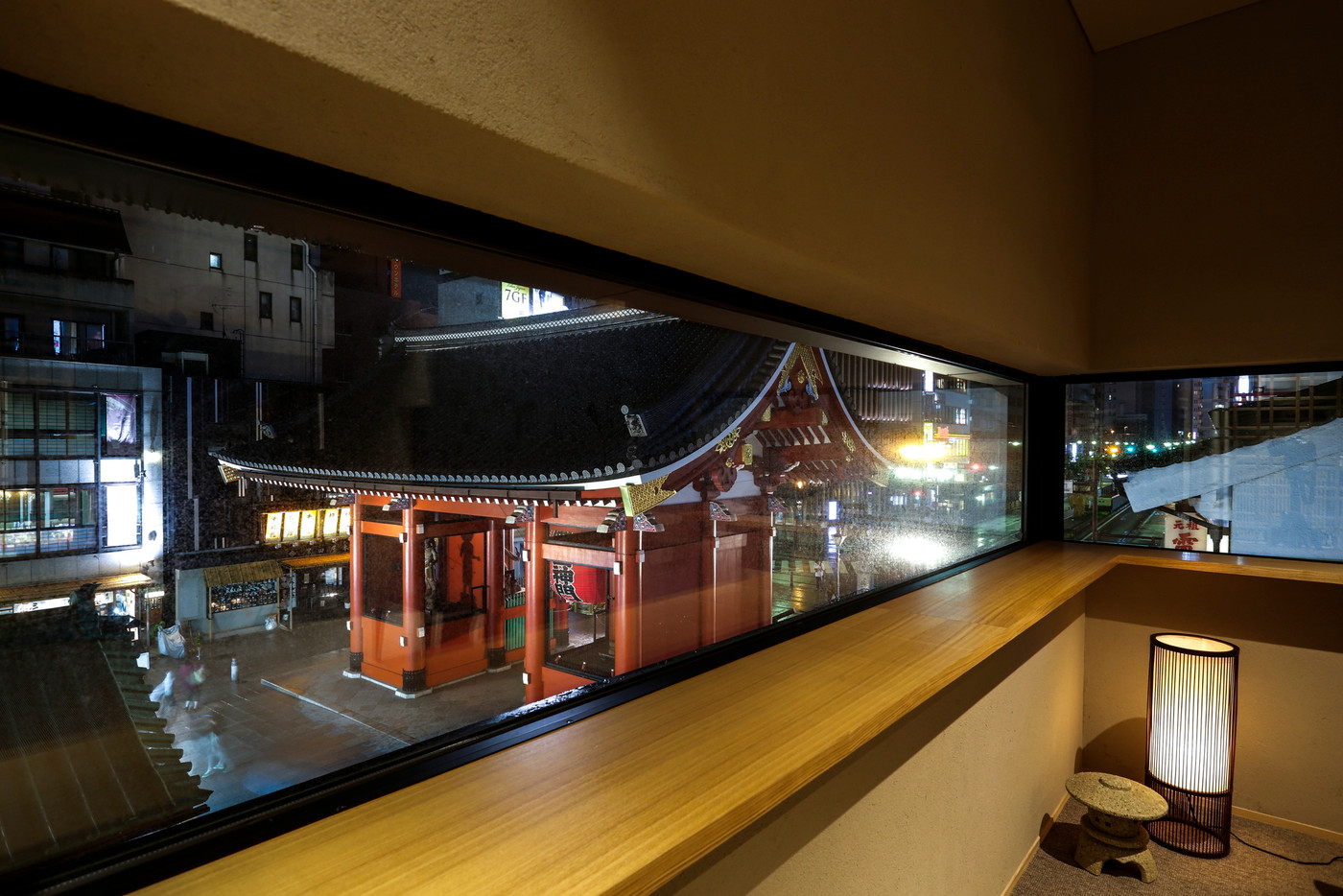 窓からの景色にこだわりのあるお宿で浅草の絶景を2人占め♡3651502