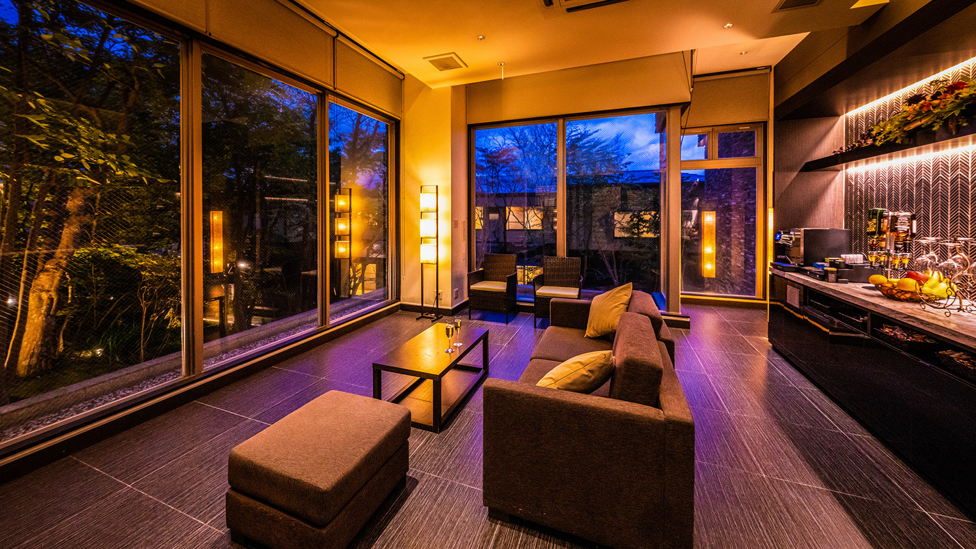 創業90余年の老舗旅館で自慢の温泉とお料理を心穏やかに味わう3947541