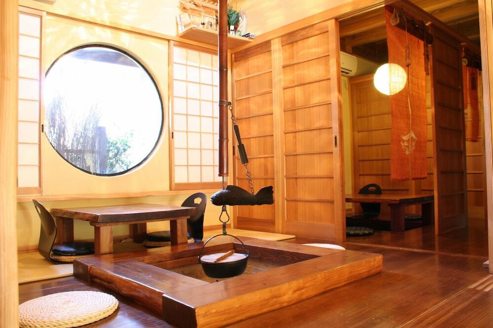 ロビーラウンジ