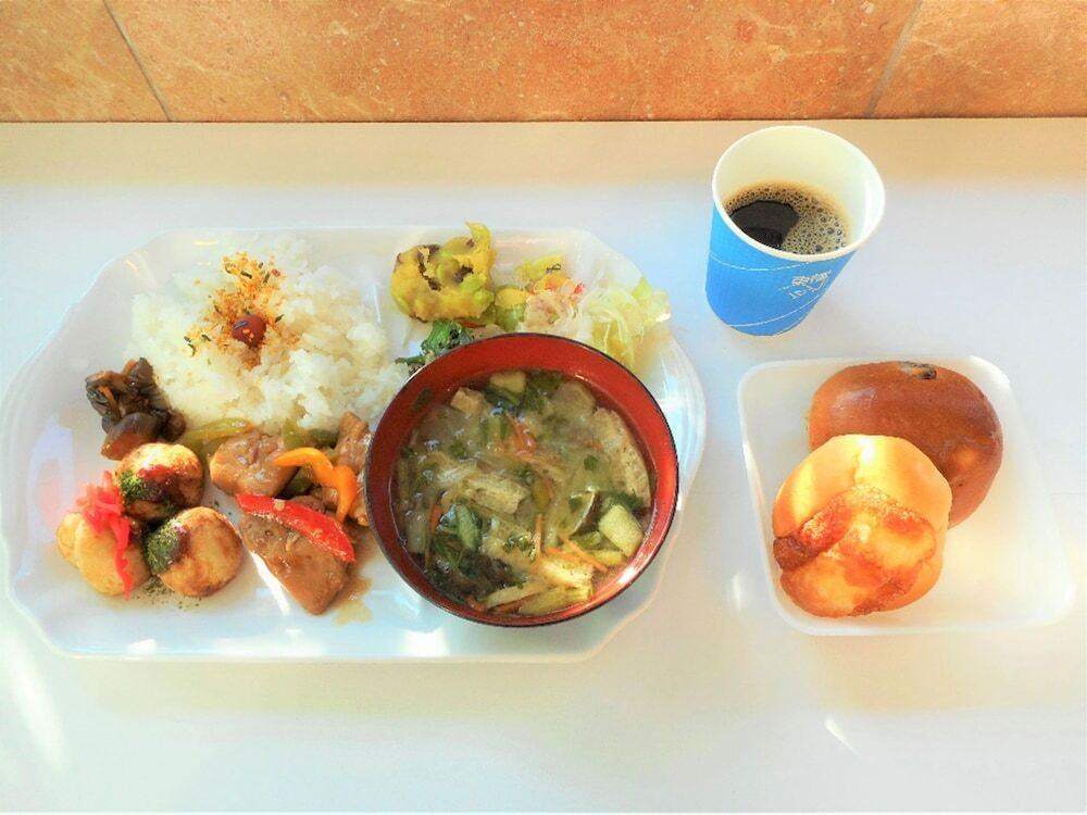 朝食