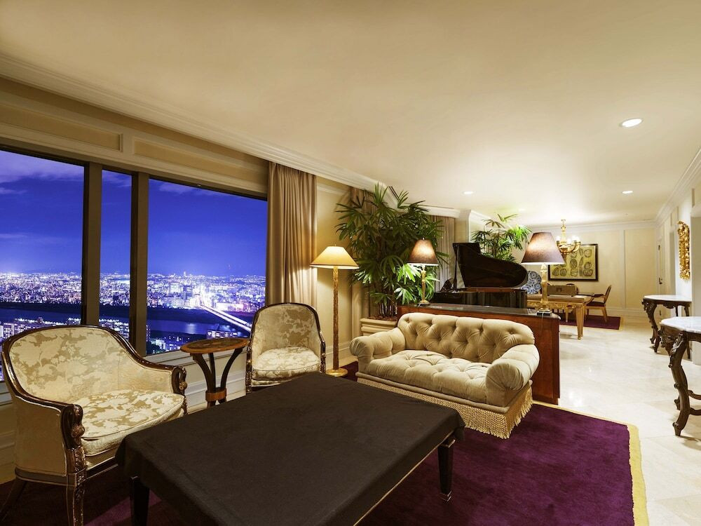 花をテーマにしたヨーロピアンな空間で、優雅なひと時を3915288