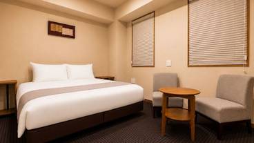 客室 / 19