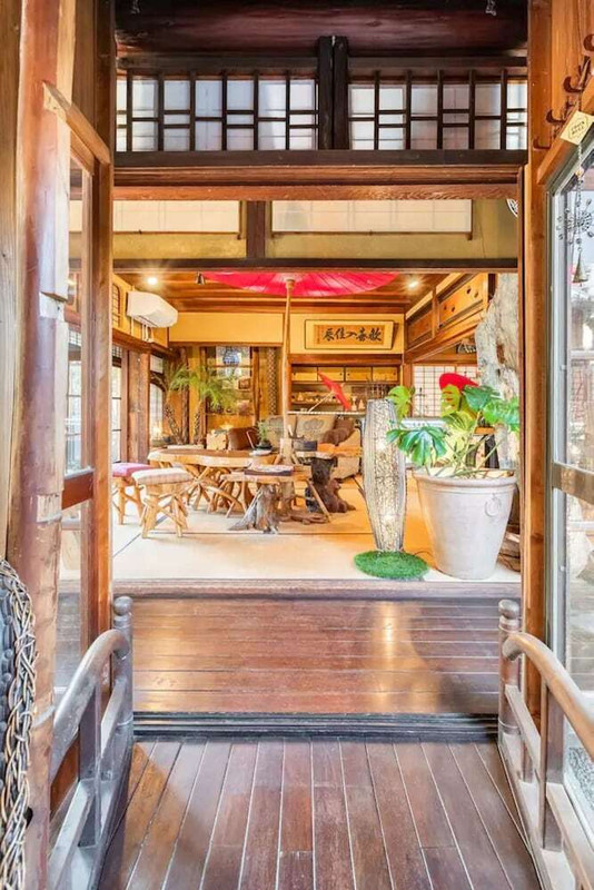 リビング エリア