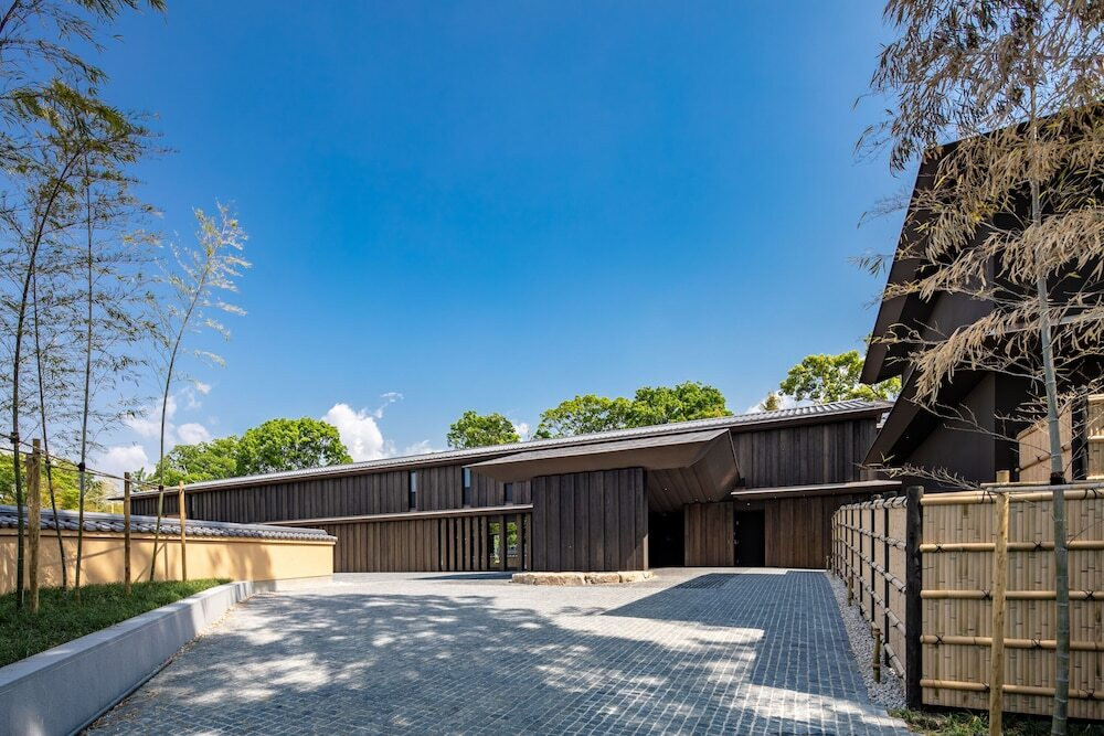 世界的建築家・隈研吾さんが手がけた美建築4285162