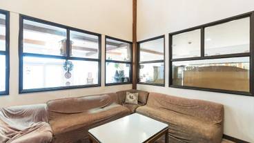 ロビー応接スペース / 6