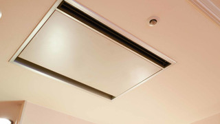 トリプルルーム シングルベッド 2 台 喫煙可