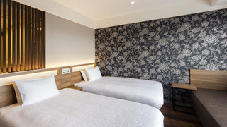 ハイフロアスーペリアツイン with Sofa Bed