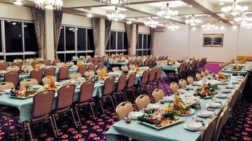 ボールルーム / 4