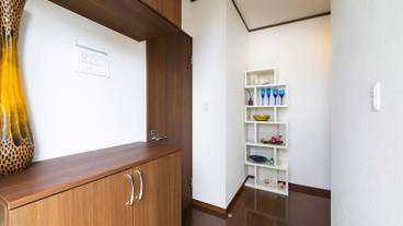 内部エントランス / 2