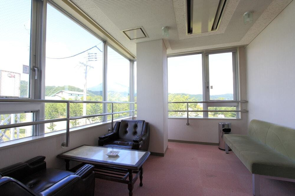 ロビー応接スペース