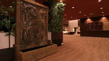 内部エントランス / 2