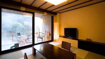 リビング エリア / 8