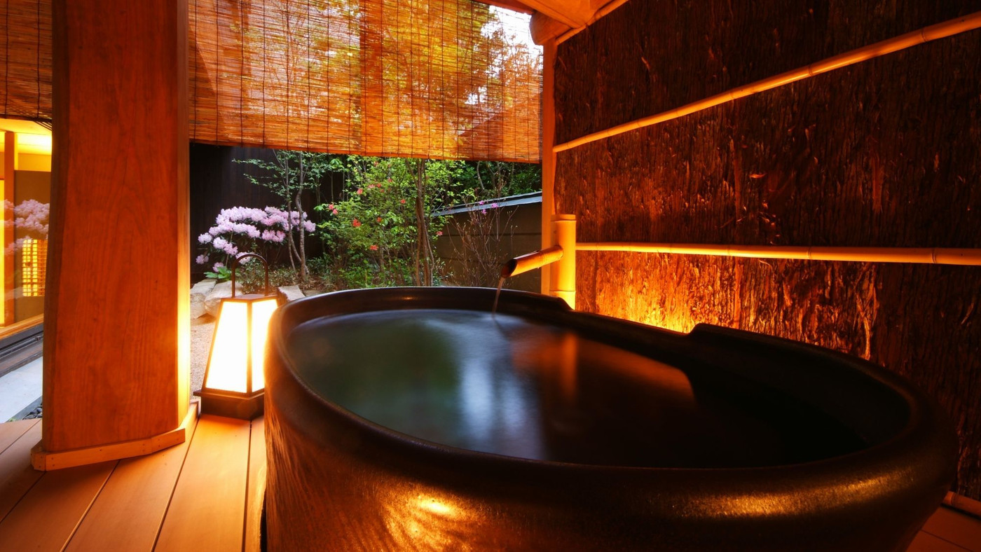 森林庭園で彼とデート♡優雅な気分になれる温泉ホテル4071954