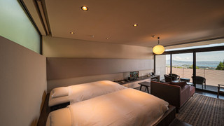 半露天風呂付き和洋室　1F