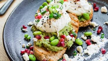 食事・飲み物 / 3