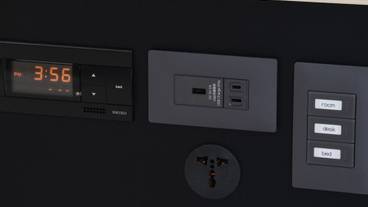 客室 / 6