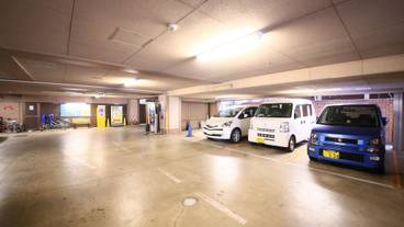 RV またはトラック用駐車場 / 3