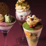 ホテル周辺で
楽しい夕食の時間 / 2