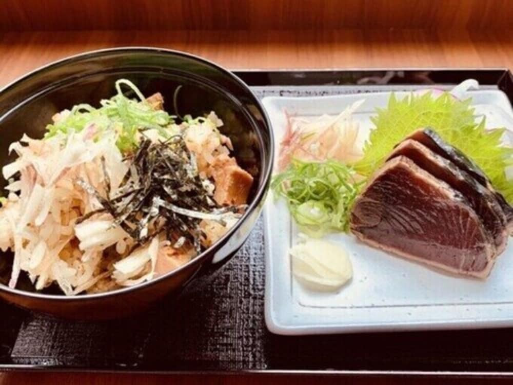 朝食