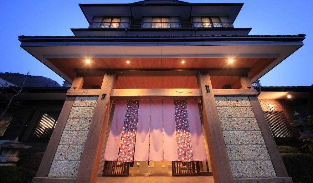 エントランス / 2