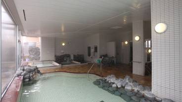 屋内スパ浴槽 / 1