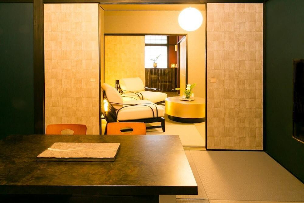 ロビー応接スペース