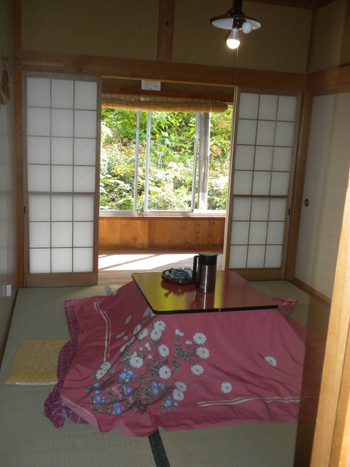 歩いて秘湯へ向かう楽しさ満点！古き良き日本を感じるお宿3848596