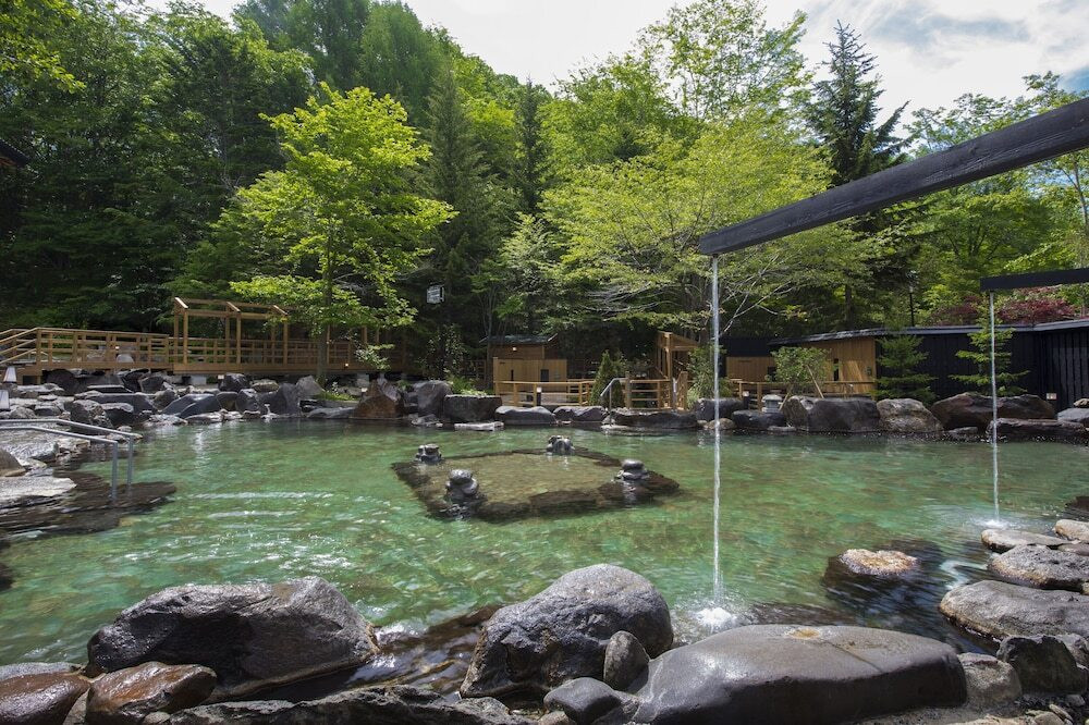 大露天風呂(例1)