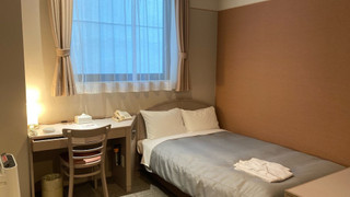 セミダブルルーム ベッド１台 禁煙