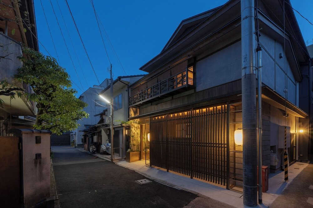 施設の正面