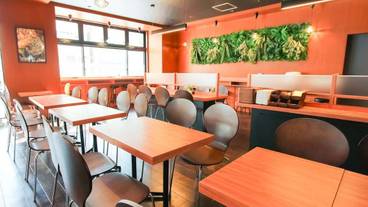 朝食スペース / 10