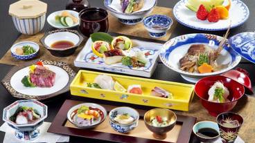 食事・飲み物 / 6