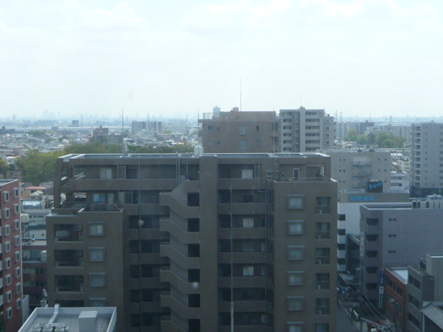 ワシントンホテルの椿山荘からの眺望です。高層の建物が多いです