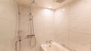 デラックスラージツイン（2-4階）＜リゾートビュー＞