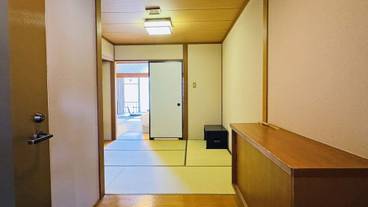 客室 / 10