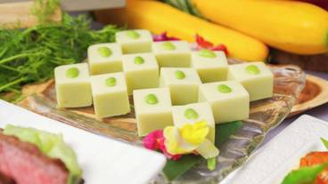 食事・飲み物 / 9