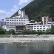 飛騨川沿いに佇む丹心の老舗宿 下呂温泉山形屋