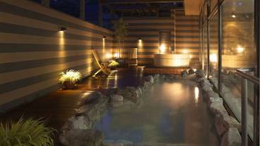 屋外スパ浴槽 / 3