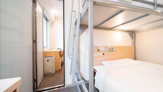 コネクティングダブルルーム ロフトベッド付 4ベッド