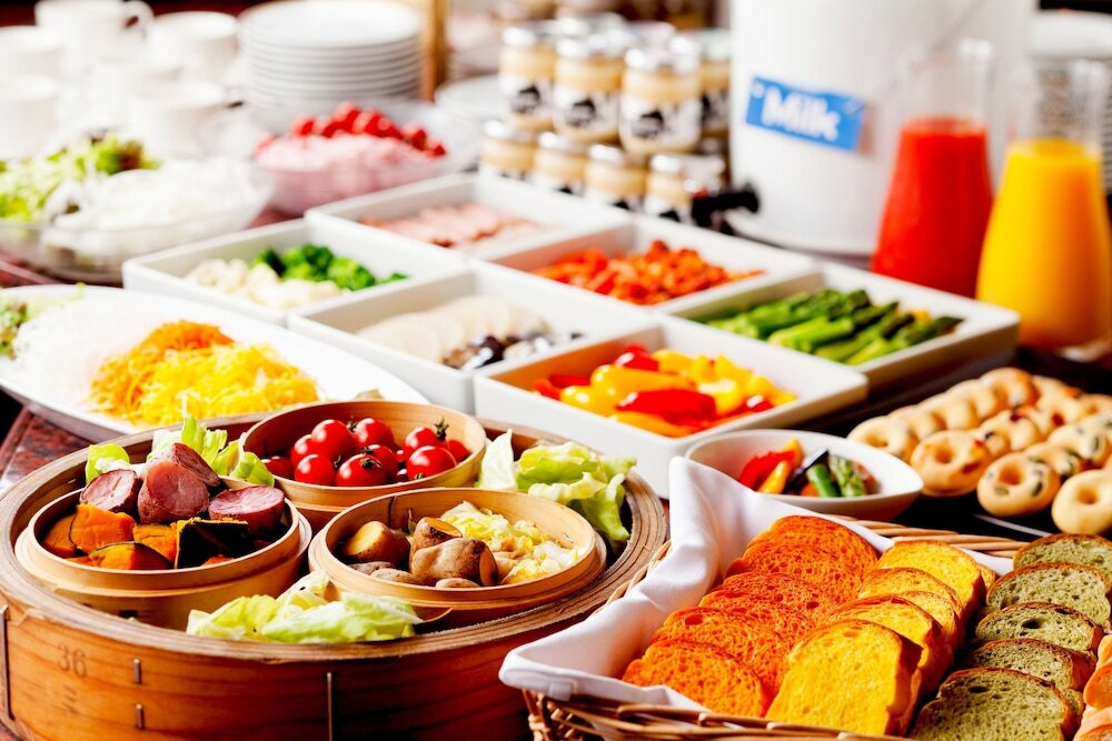 二方向に広がる夜景をコーナーのお部屋で楽しむ3394056