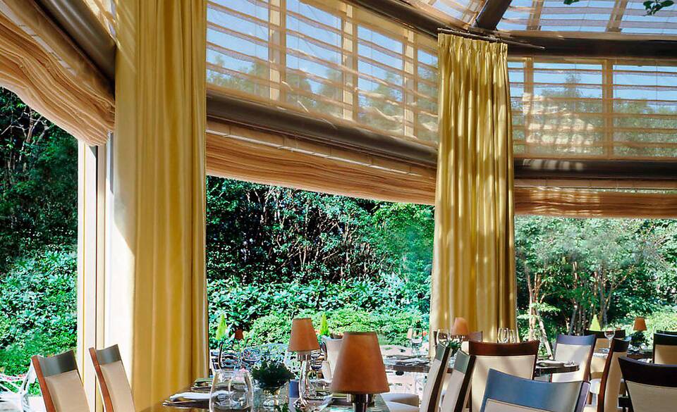 洋館のような雰囲気の中で
チェックイン / 3